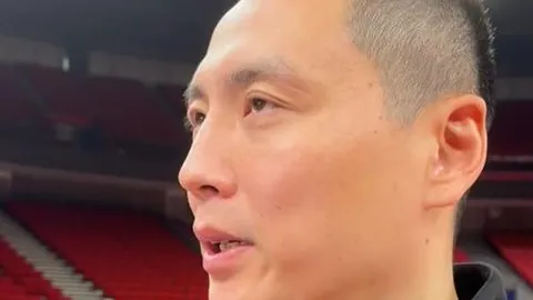 “曼联惊现18战高歌猛进，78%胜率背后换帅风云再起！揭秘临场换帅的悬念与变数！”